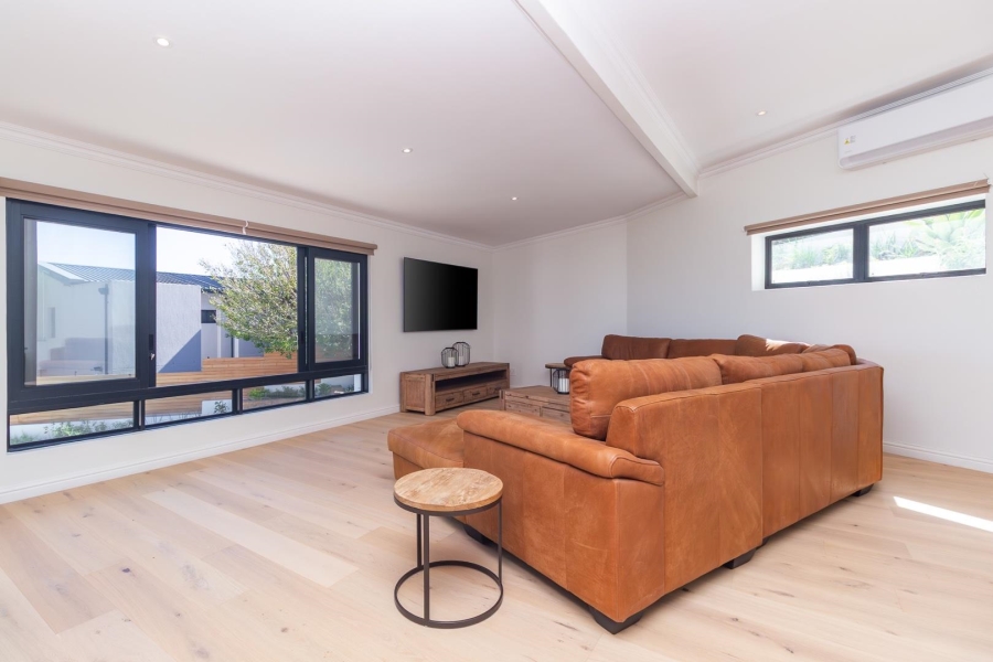 4 Bedroom Property for Sale in Camps Bay Western Cape